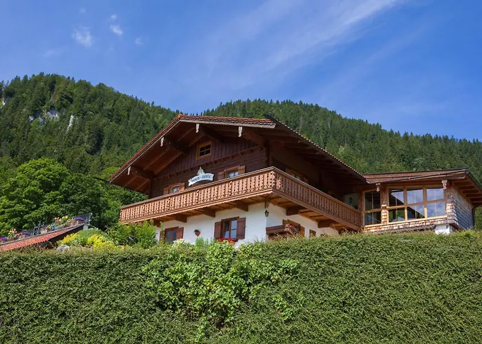 Haus Der Berge Apartment